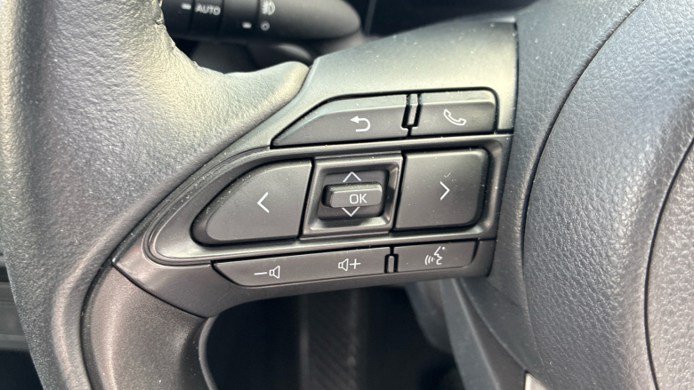 Toyota Yaris Cross 1.5 Hybrid Design 5dr CVT Hybrid Estate